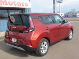 Used 2023 Kia Soul LX w/ LX Technology Package image 4
