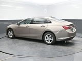 Used 2022 Chevrolet Malibu LT image 4