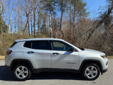 Used 2024 Jeep Compass Sport image 5
