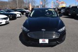Used 2019 Ford Fusion SE image 2