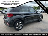 Used 2024 Hyundai Venue SEL image 5