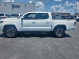 Used 2021 Toyota Tacoma TRD Sport w/ TRD Premium Sport Package image 4