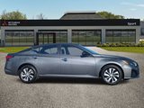 Used 2024 Nissan Altima 2.5 S image 2