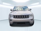 Used 2018 Jeep Grand Cherokee Laredo image 2