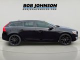 Used 2016 Volvo V60 T5 Platinum w/ 19" Sport Package image 2