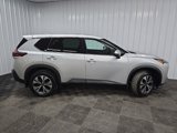 Used 2021 Nissan Rogue SV image 2