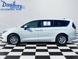 Used 2023 Chrysler Voyager LX image 2