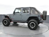 Used 2015 Jeep Wrangler Unlimited Rubicon image 4