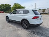 Used 2024 Volkswagen Tiguan SE image 5
