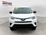 Used 2018 Toyota RAV4 LE image 2