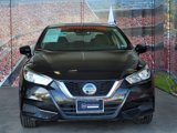 Used 2021 Nissan Versa SV image 3