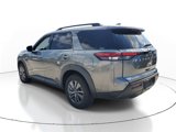 Used 2022 Nissan Pathfinder SV image 3