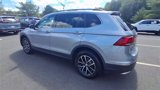 Used 2021 Volkswagen Tiguan SE w/ Panoramic Sunroof Package image 6