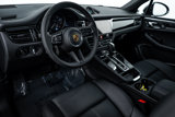 Certified 2025 Porsche Macan image 4