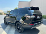 Used 2019 Land Rover Discovery SE image 3