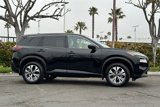Used 2021 Nissan Rogue SV image 3