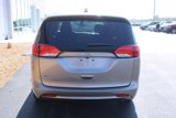 Used 2017 Chrysler Pacifica Touring image 4