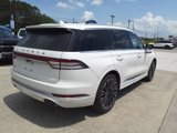 Used 2023 Lincoln Aviator Black Label w/ Dynamic Handling Package image 5