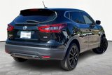 Used 2021 Nissan Rogue Sport S image 2