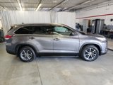 Used 2019 Toyota Highlander XLE image 4