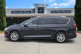 Used 2020 Chrysler Pacifica Limited image 3