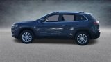 Used 2019 Jeep Cherokee Latitude w/ Popular Appearance Group image 3