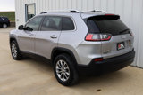 Used 2019 Jeep Cherokee Latitude Plus image 3