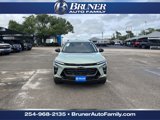 New 2025 Chevrolet Trax ACTIV w/ Driver Confidence Package image 2