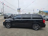 Used 2016 Dodge Grand Caravan SXT image 4