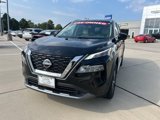 Used 2023 Nissan Rogue SL w/ SL Premium Package image 3