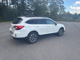 Used 2017 Subaru Outback 2.5i Limited image 3