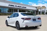Used 2022 Toyota Camry SE image 4