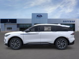 New 2025 Lincoln Nautilus Premier image 3