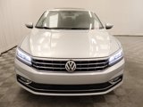 Used 2017 Volkswagen Passat 1.8T SE image 4
