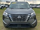 Used 2024 Nissan Rogue SV image 2
