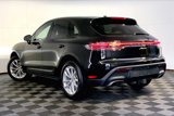 Used 2025 Porsche Macan image 3