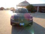 Used 2023 Volkswagen Tiguan SE image 2