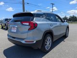 Used 2024 GMC Terrain SLT image 4