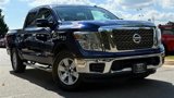 Used 2017 Nissan Titan SV image 4
