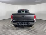 Used 2016 Toyota Tacoma SR5 image 4