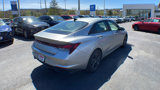 Used 2022 Hyundai Elantra SEL image 4