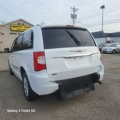 Used 2014 Chrysler Town & Country Touring image 4