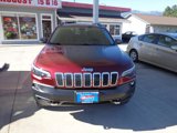 Used 2019 Jeep Cherokee Trailhawk image 2