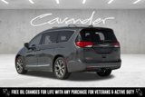 Used 2017 Chrysler Pacifica Limited image 4
