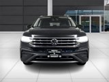 Used 2023 Volkswagen Tiguan SE image 2