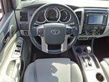 Used 2015 Toyota Tacoma 4x4 Double Cab image 2