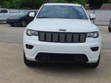 Used 2021 Jeep Grand Cherokee Laredo X image 2
