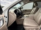Used 2018 Nissan Pathfinder Platinum image 4