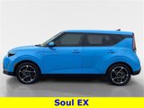 Used 2023 Kia Soul EX image 3