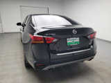 Used 2021 Nissan Altima 2.5 SR w/ SR Premium Package image 6